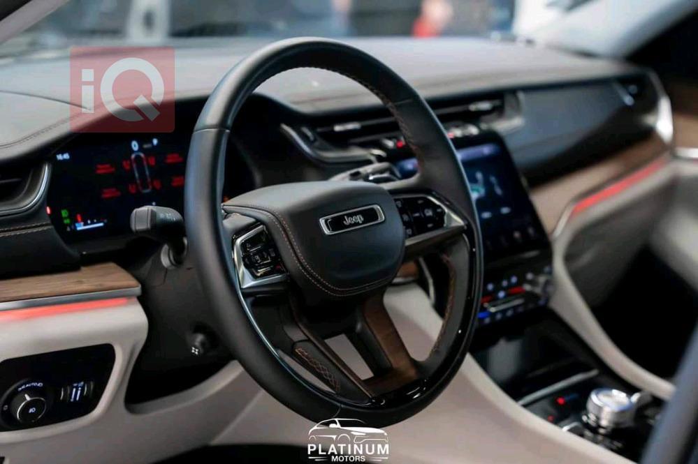 Jeep Grand Cherokee L